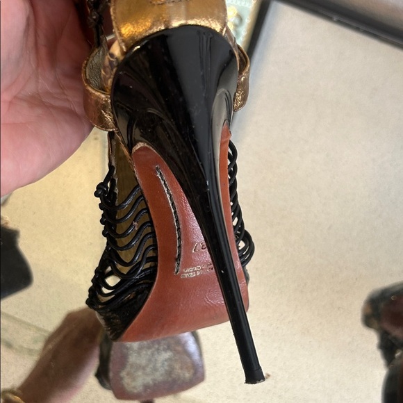 Genuine Snakeskin Strappy Sandals in Gold and Black Made in Italy 37 - Picture 8 of 10